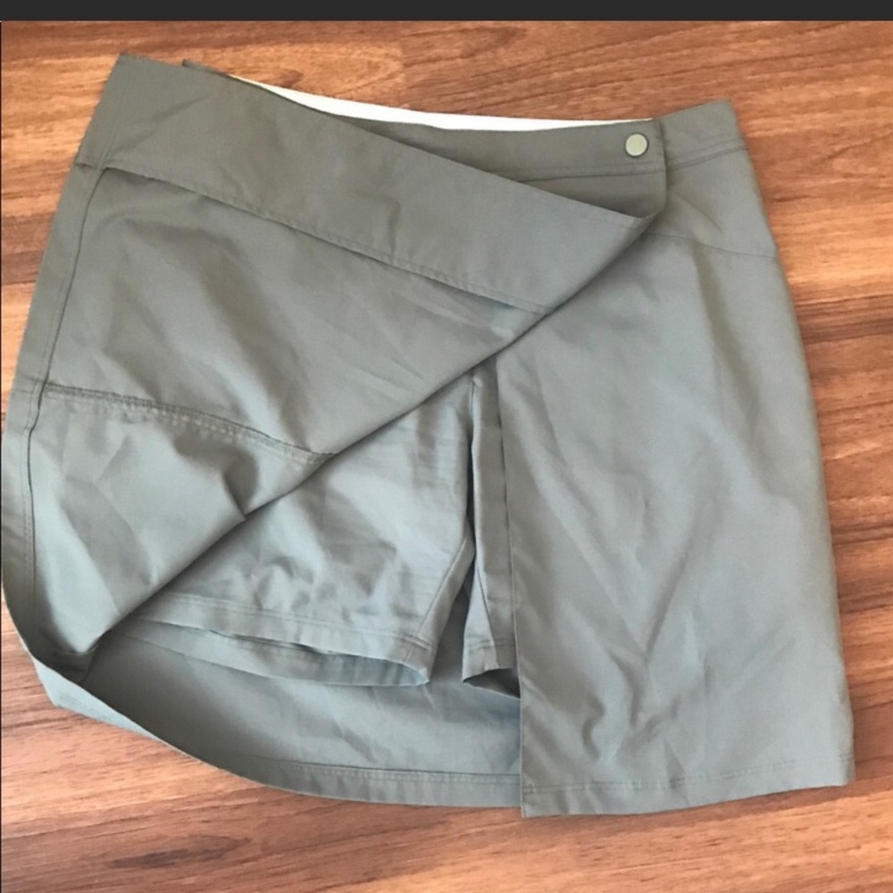 REI Skort - Picture 5 of 9